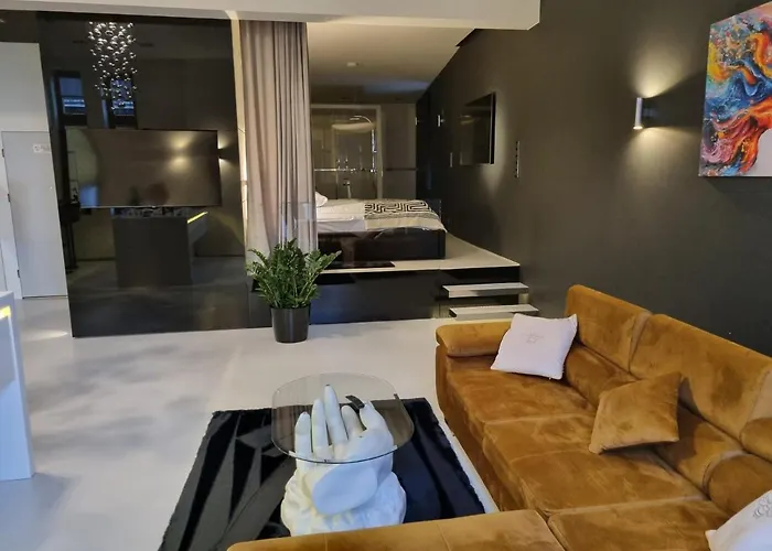 Z Jacuzzi Life Centrum *